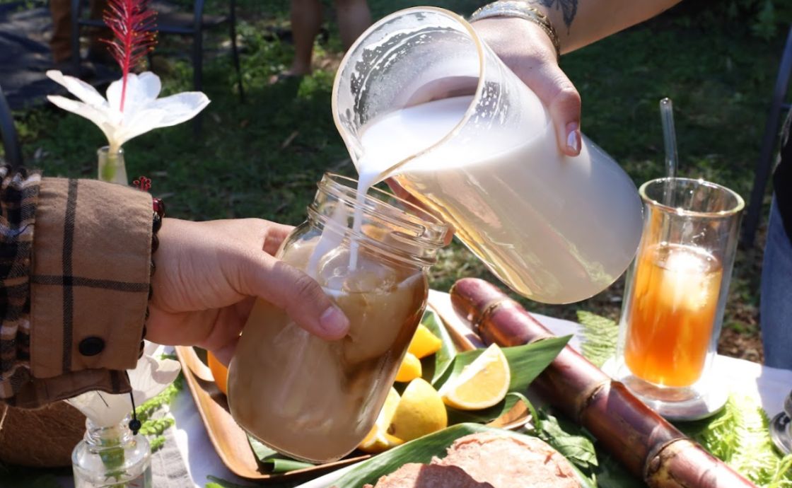 mamaki milk tea at Polipoli Farms on Maui